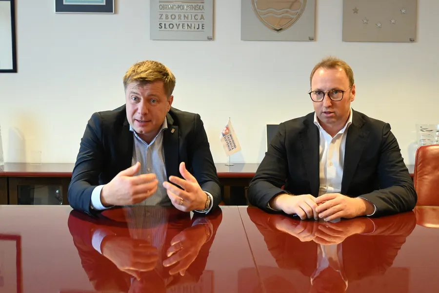 INTERVJU Z VODSTVOM OZS